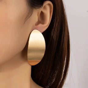 Exaggerated Metal Oval Brushed Texture Retro Fashion Stud Earrings