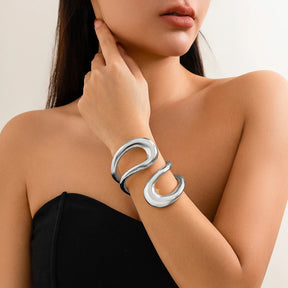 Punk Classic Geometric Twisted Open Bangles for Women