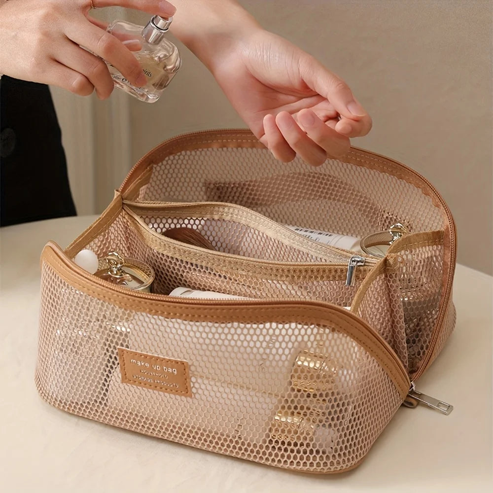 2025 Fashion Women’s Wallet with Wrist Strap & Card Holder